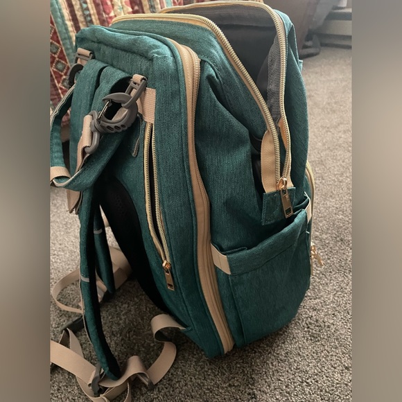 Diaper bag with changing station. - Picture 8 of 8